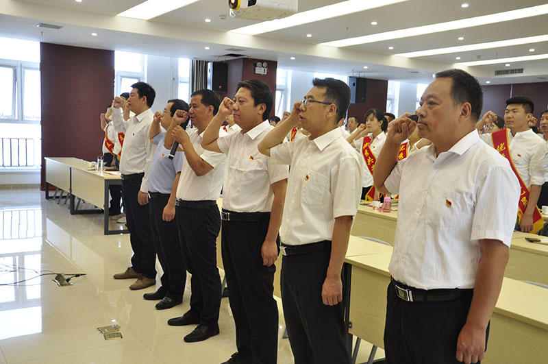 J:集團網(wǎng)站模塊黨群建設職工風采_0_4_2.jpg